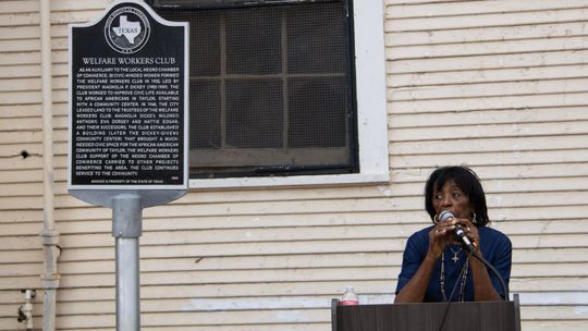 Welfare Workers Club community center receives historical marker