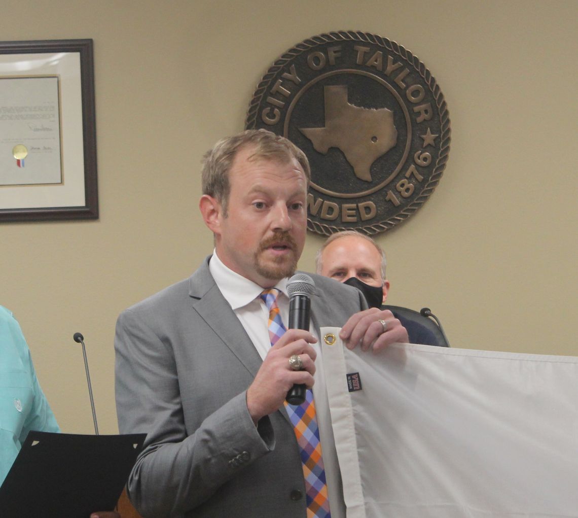 Tyler Bybee talks about Arbor Day during the Taylor City Council meeting Oct. 28, 2021. Photo by Fernando Castro