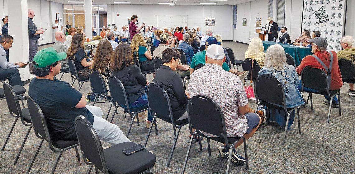 Candidates share policies at Taylor mayoral forum