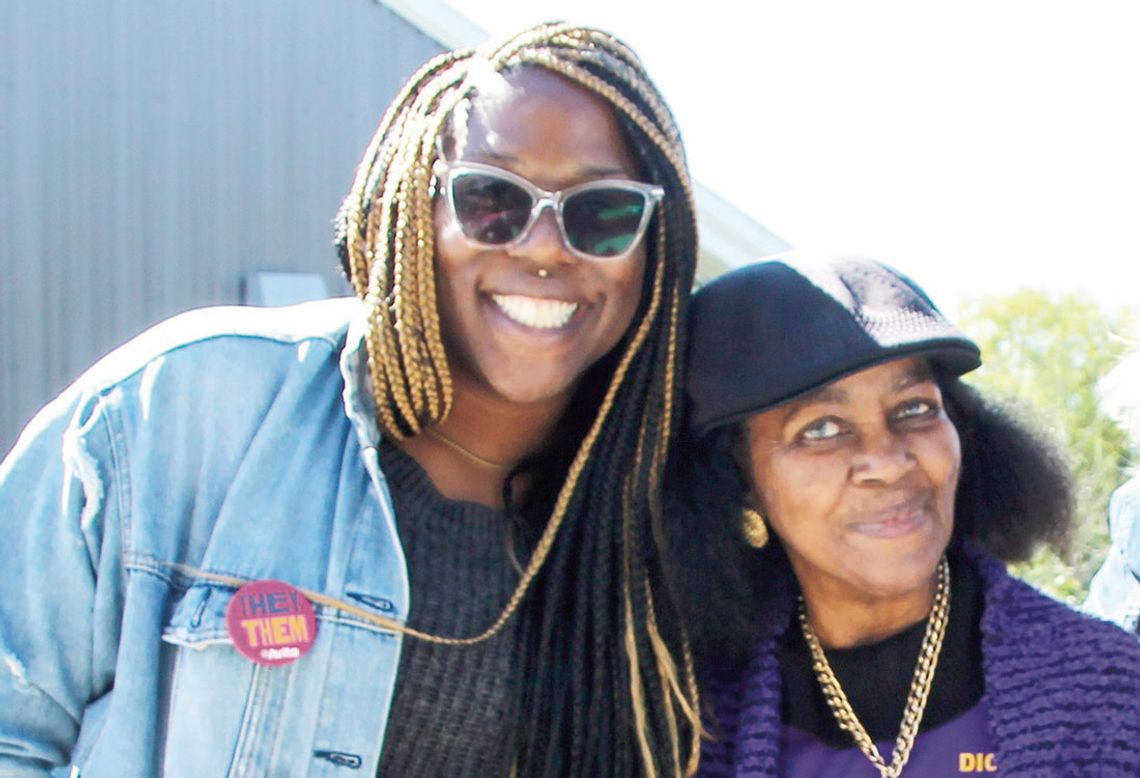 (From left) Nakevia Miller poses with Jennifer Harris during Dickey Day at the Dickey Museum &amp; Multipurpose Center last fall.