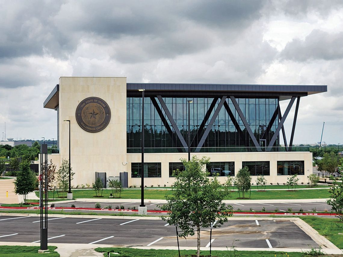 County offices move into new building County offices move into new building
