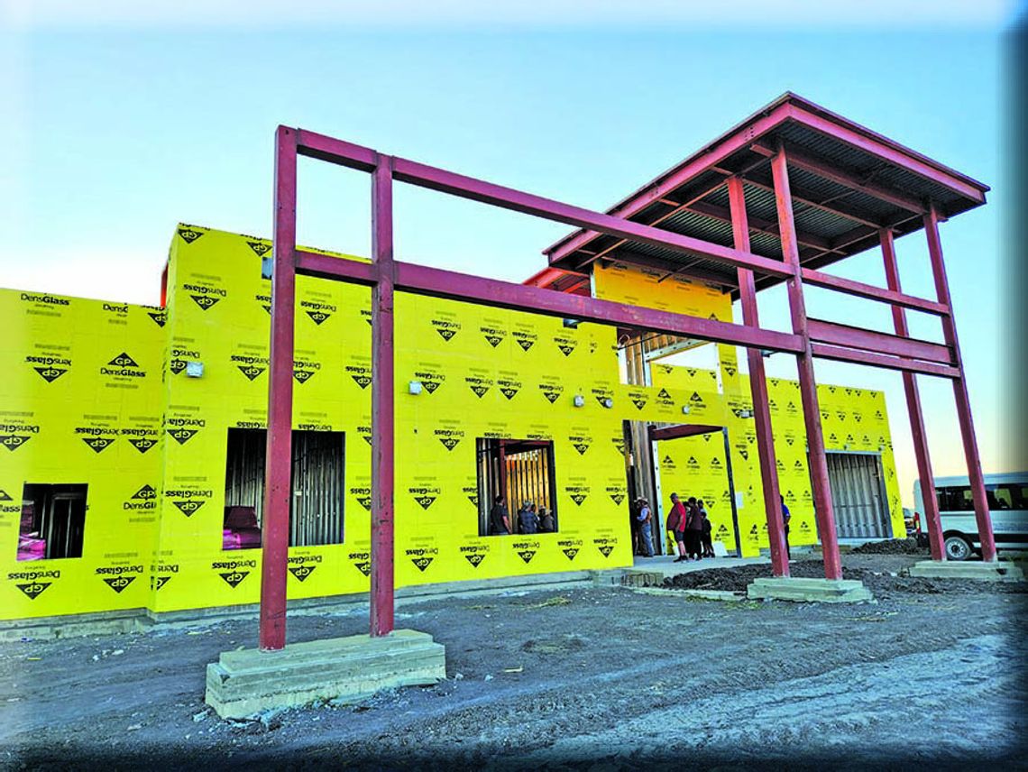 Coupland studente, community leave their mark