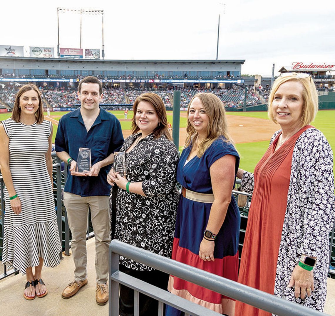 District honor top staff at ceremony