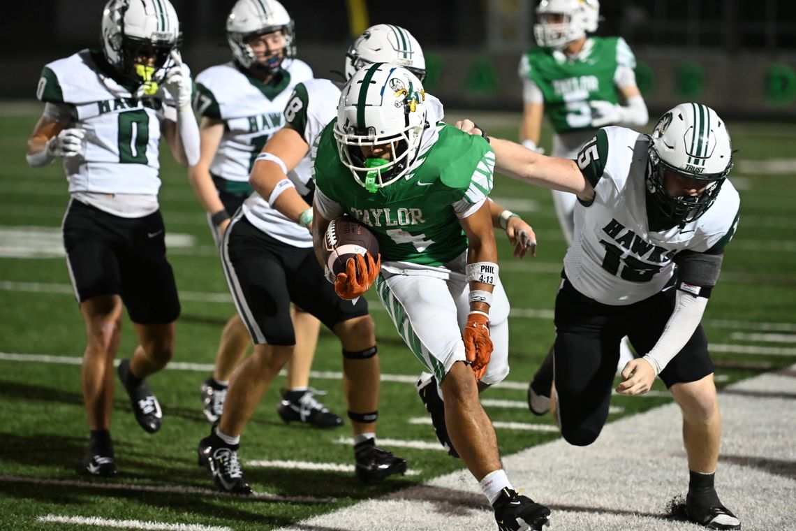 Ducks come up short at homecoming