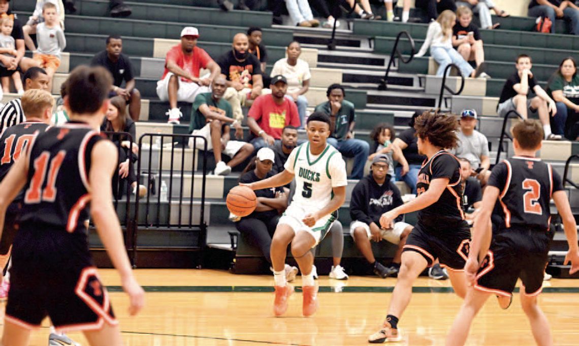 Ducks go 4-1 in Lehman Tournament Ducks go 4-1 in Lehman Tournament