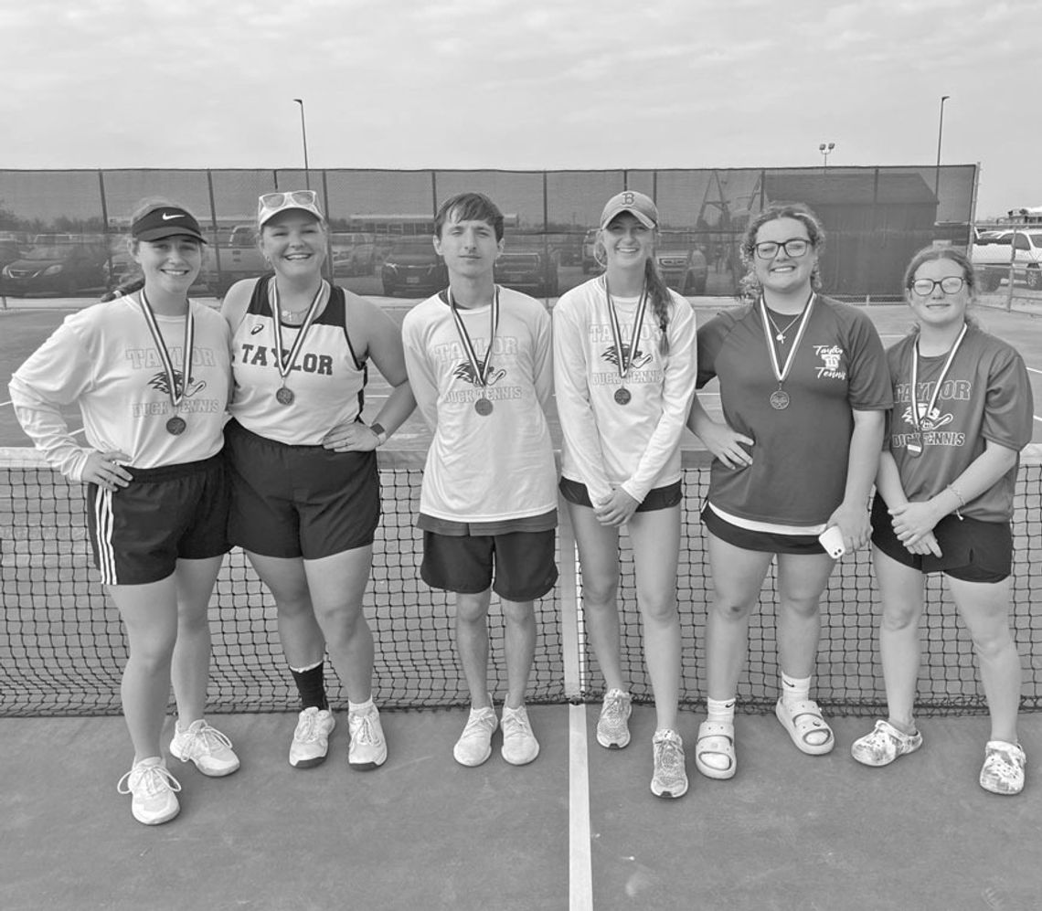 Taylor medalist and finalist Abby Aplin (left), Krista Randig, Trevor Wuensche, Rylee Michna, Maci Kennick, and Molli Kennick taking a picture together after the tournament. Courtesy Photo