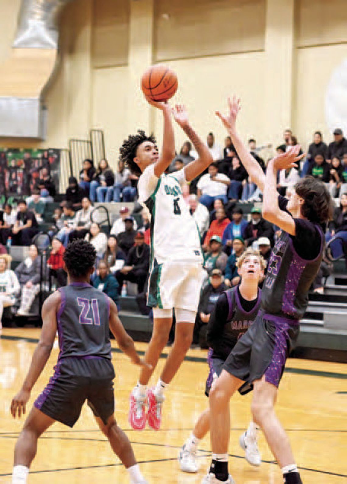 Ducks lose sixth straight versus Badgers