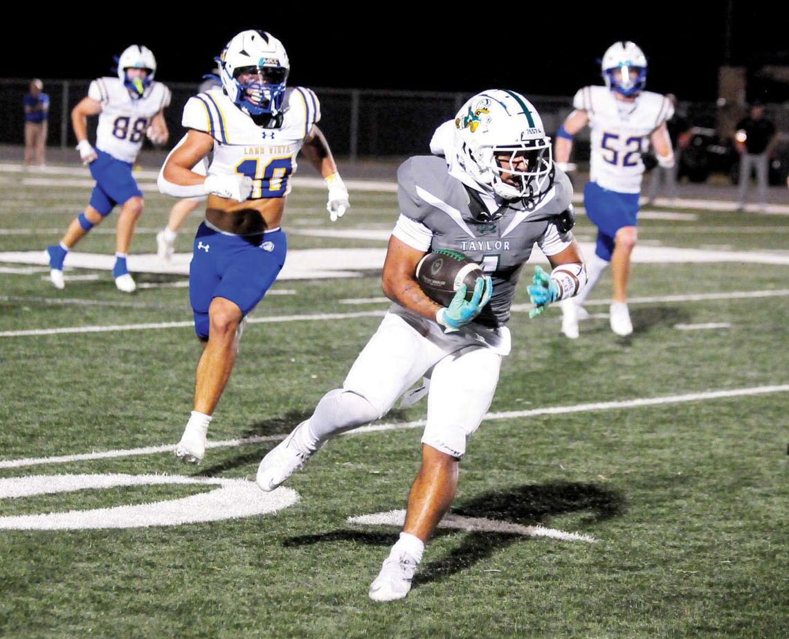 Ducks open district play versus Titans