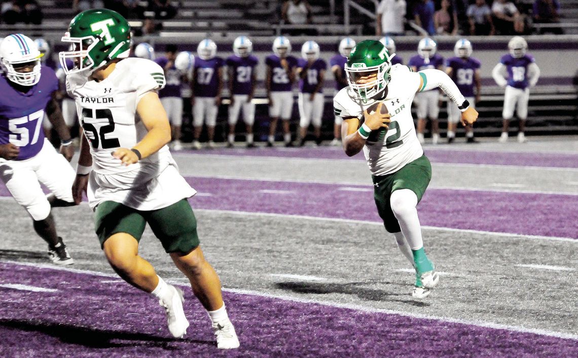 Ducks overpower Polar Bears, 73-0