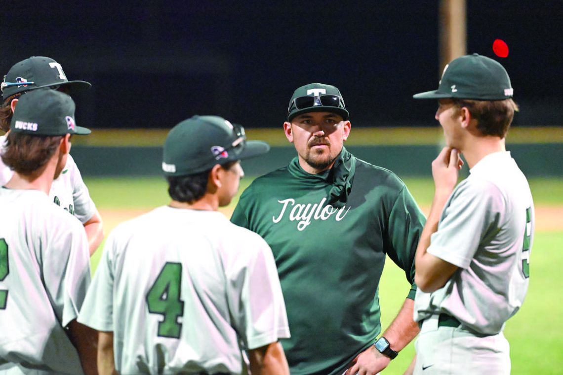 Ducks struggle in district opener Ducks struggle in district opener