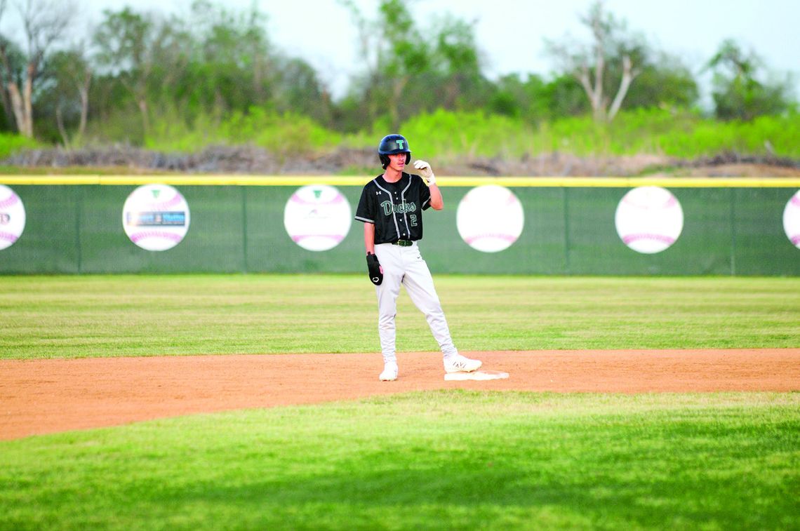 Ducks victorious in season opener Ducks victorious in season opener