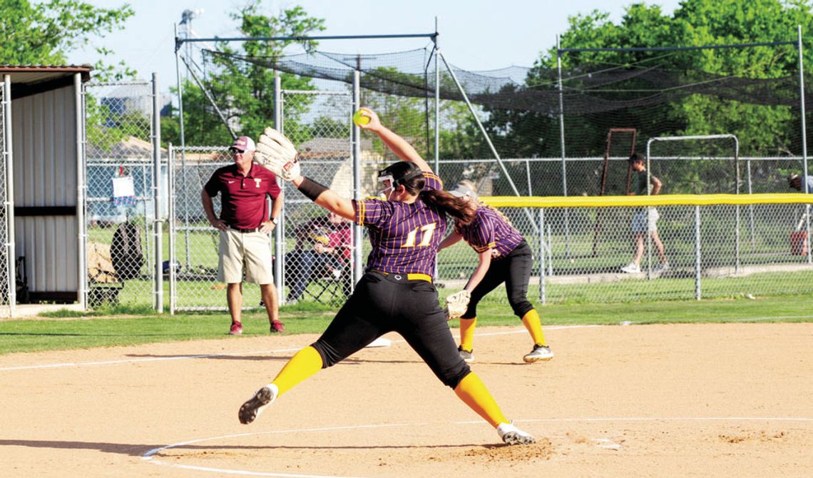 Granger baseball, softball seasons end in area round