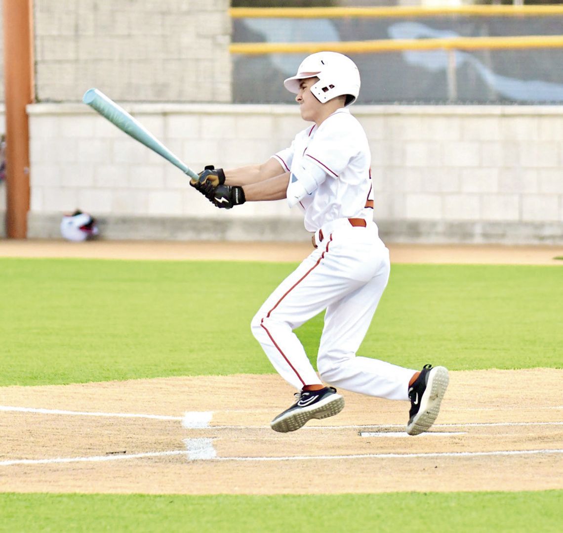 Hippos run rule Manor in first district win