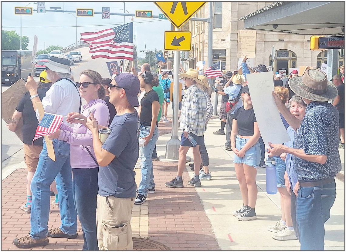 HUNDREDS PARTICIPATE IN NO KINGS DEMONSTRATION