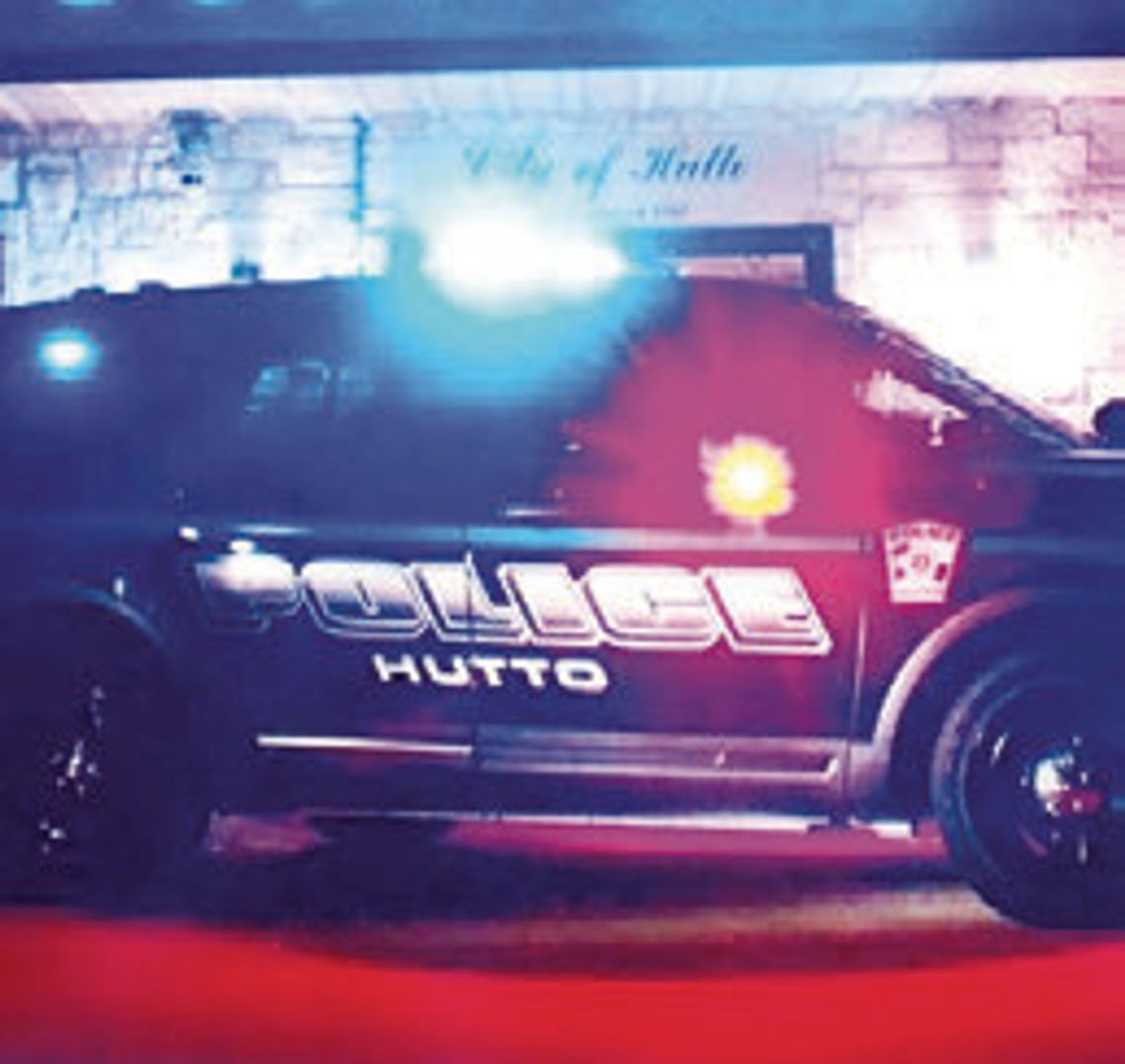 Hutto gunshot victim hospitalized
