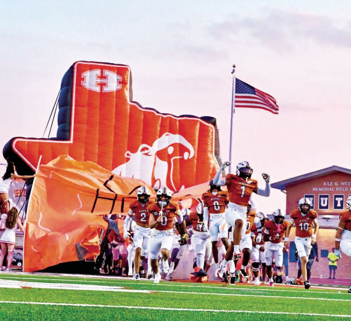 Hutto Homecoming King shines in 53-14 victory Hutto Homecoming King shines in 53-14 victory