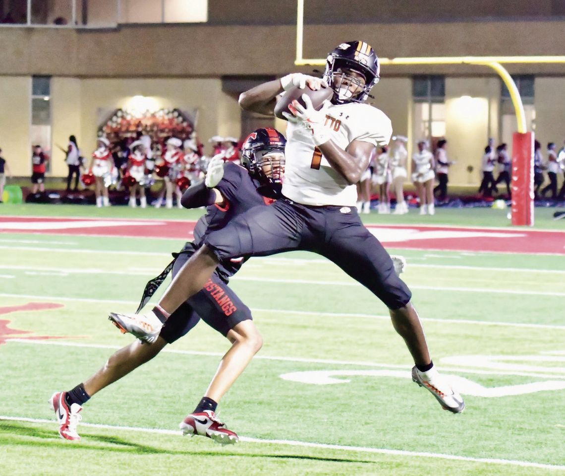 Hutto loses close one to Manor