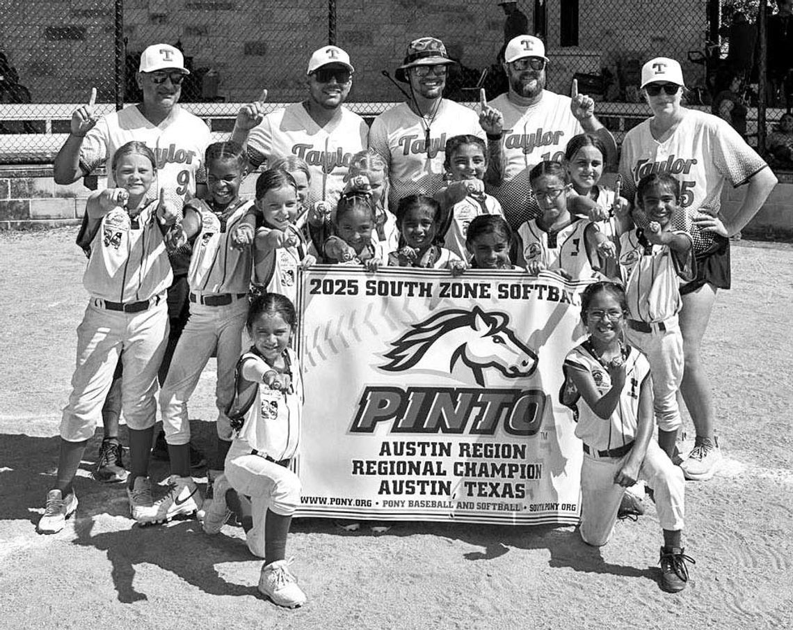 LADY DUCKS 8U SOFTBALL