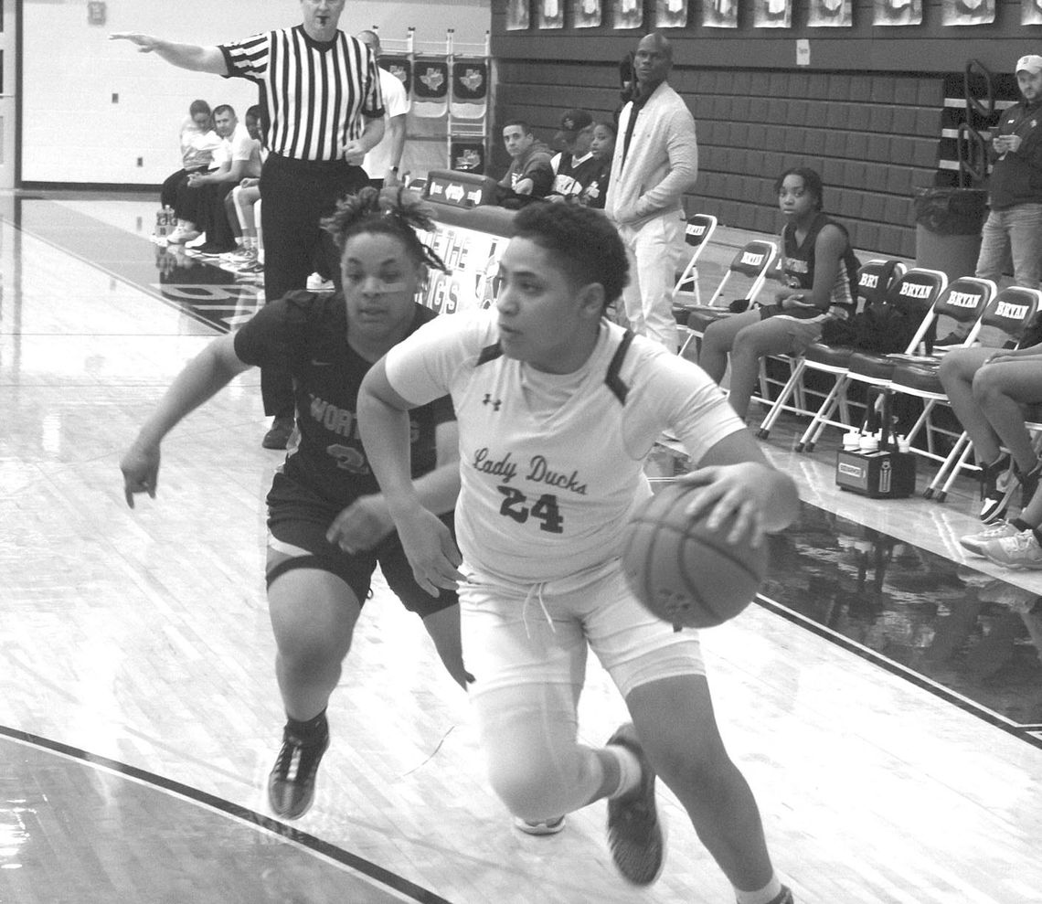 Lady Ducks corral Lady Colts 78-27