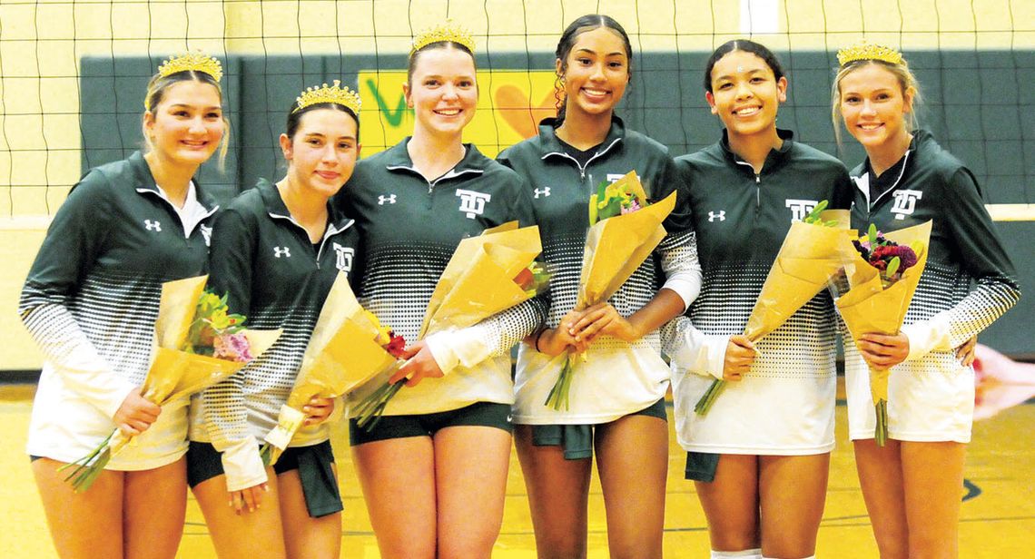 Lady Ducks fall to Badgers on senior night
