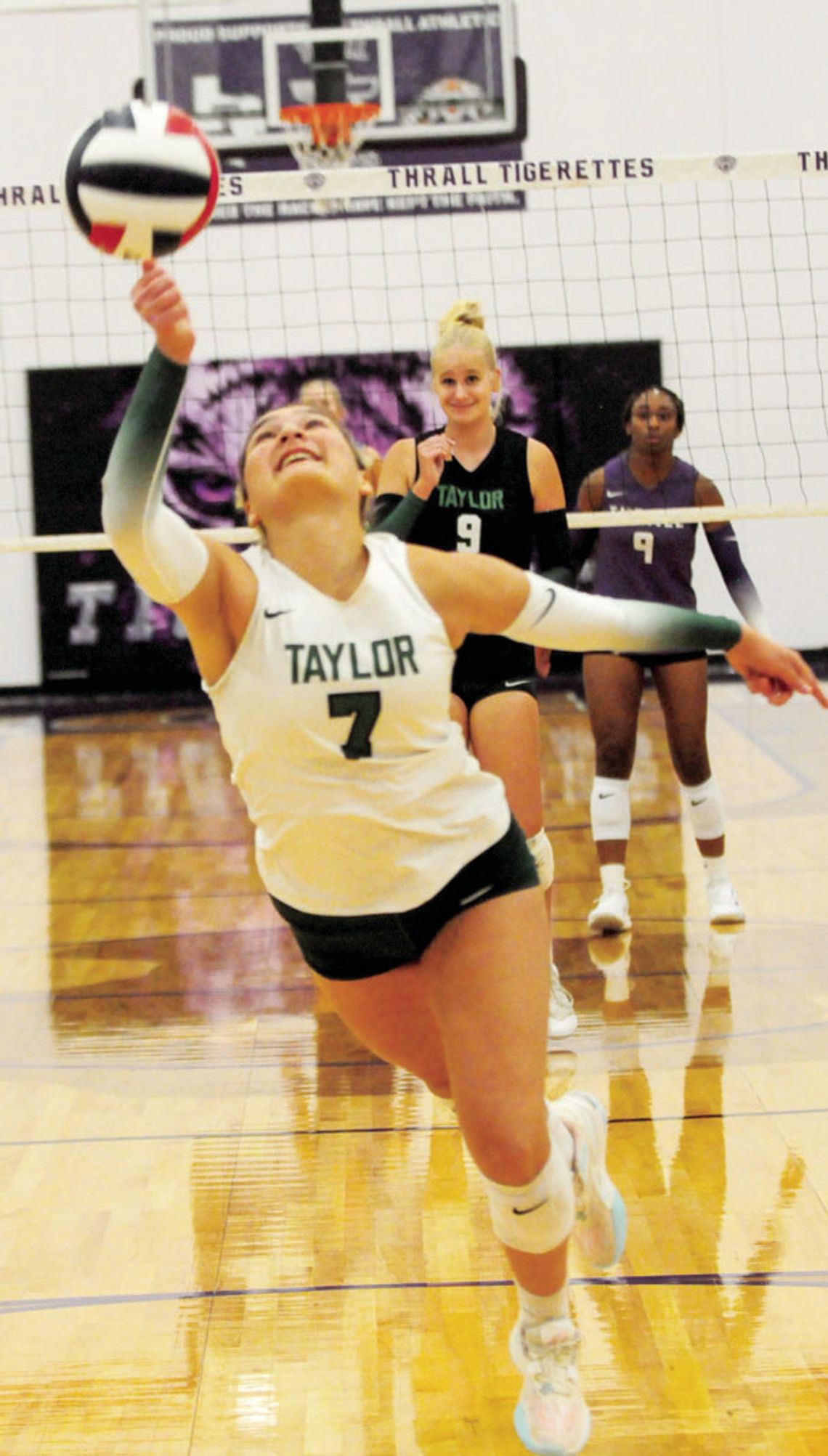 Lady Ducks fall to Tigerettes in five sets