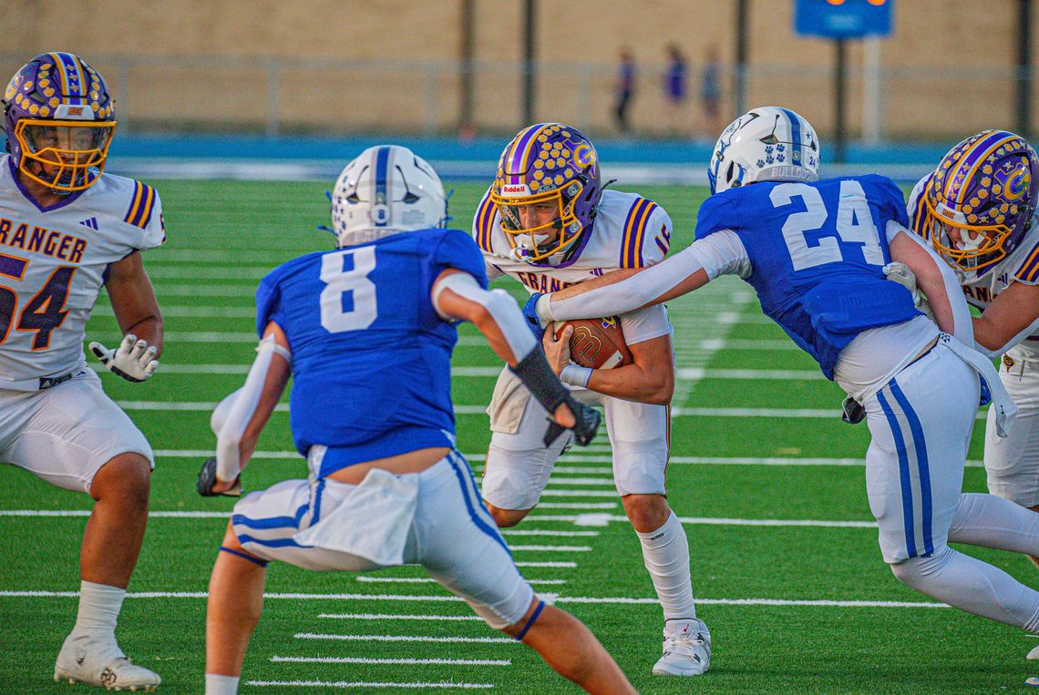 Lions advance versus Yorktown, 62-30