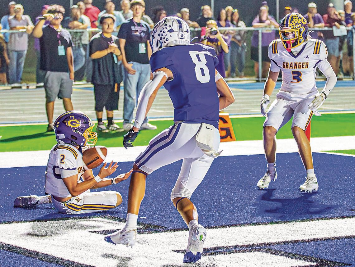 Lions dominate Bulldogs, 77-31
