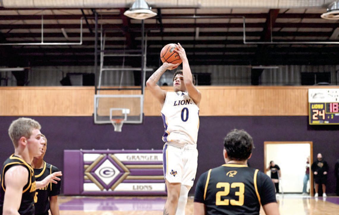 Lions maul Hornets, 80-28 Lions maul Hornets, 80-28