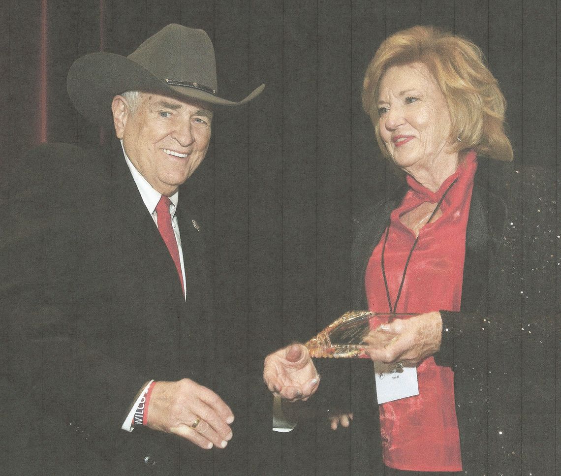 Local receives service award at Reagan Dinner