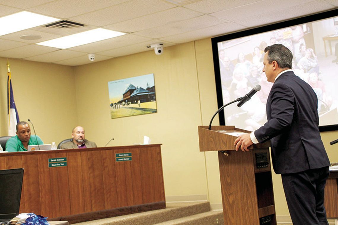 Jonathan Saenz, president of Texas Values, speaks against proposed Ordinance 2023-14 at the April 13 meeting of the Taylor City Council. Photo by Nicole Lessin