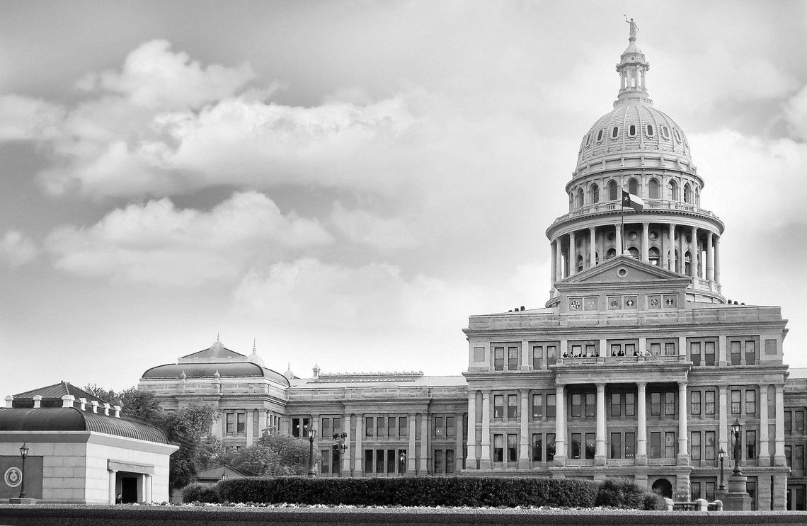 Redistricting bill heads to Abbott’s desk