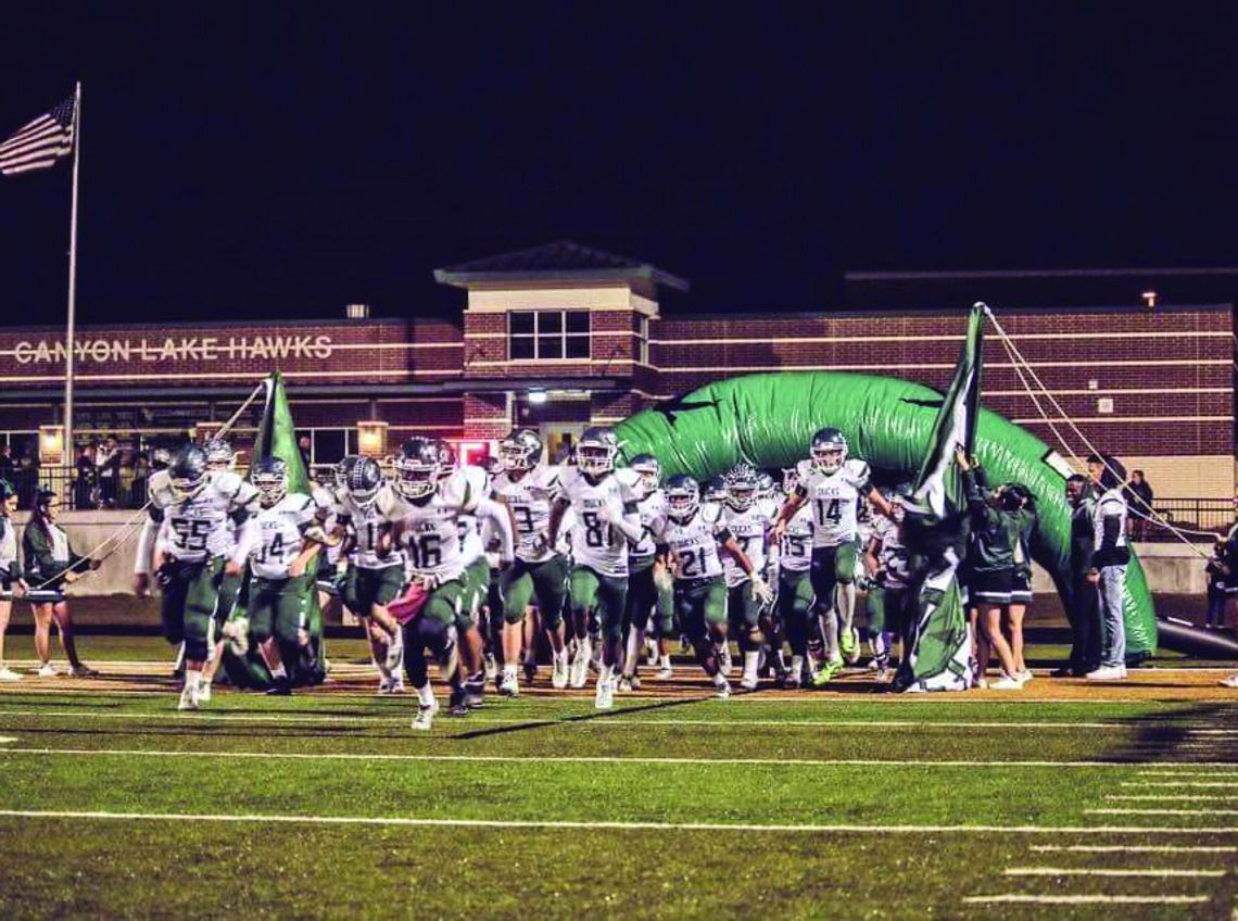 Remembering the 2016-17 Taylor Ducks football team