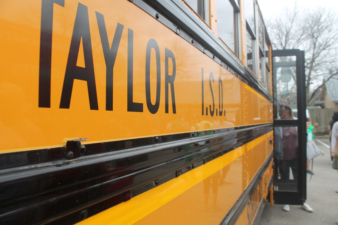 There was a short shelter-in-place order issued at Taylor ISD this morning. Photo by Fernando Castro