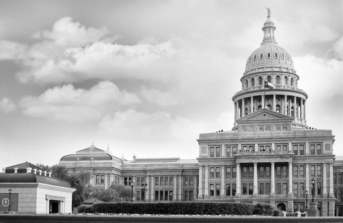 Texas awards first $400M in school vouchers
