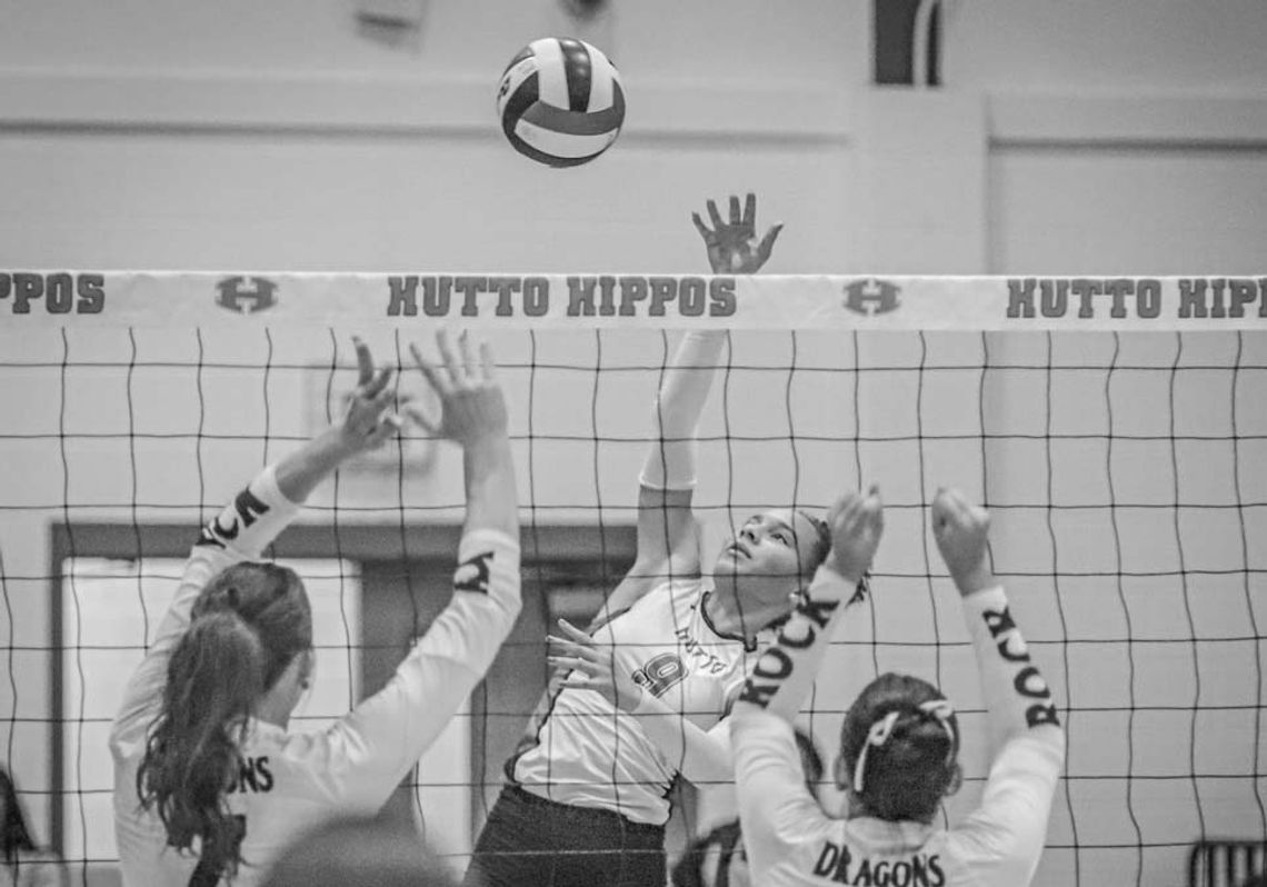 The Hippos win in final set versus Raiders