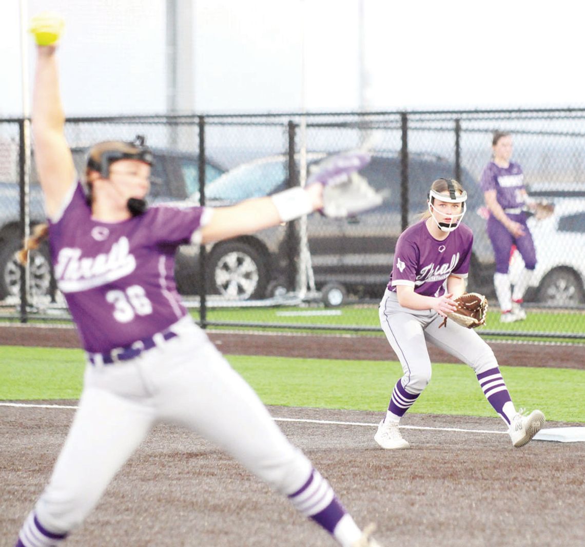 Thrall falls to Blooming Grove in area round series