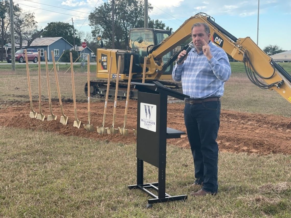 Commissioner Russ Boles speaks during groundbreaking ceremony for the South Bounds Street improvement project in Thrall Nov. 9, 2021. Courtesy photo