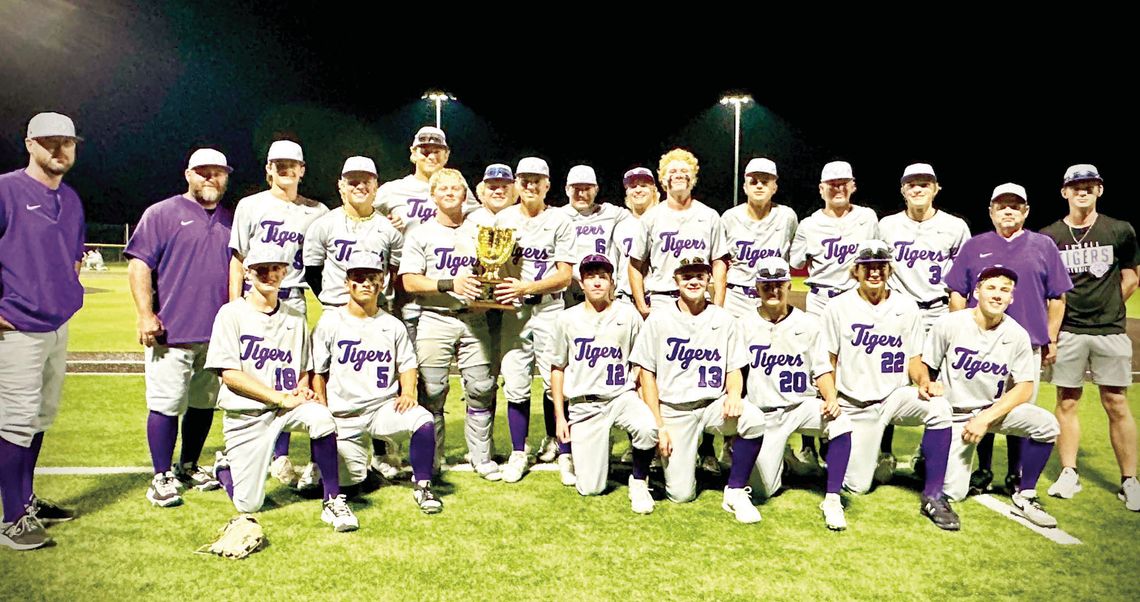 Thrall sweeps West, advances to regional round