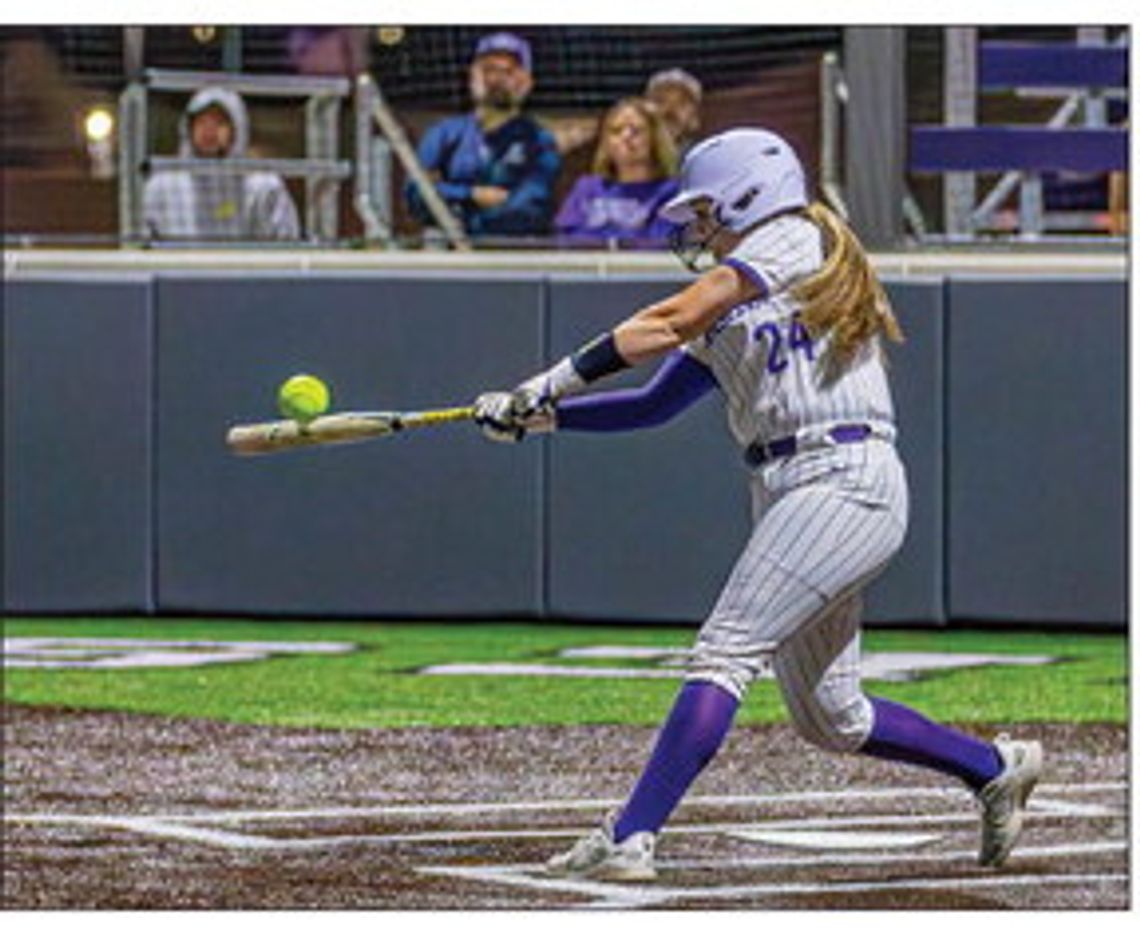 Tigerettes continue dominate streak versus Lady Horns