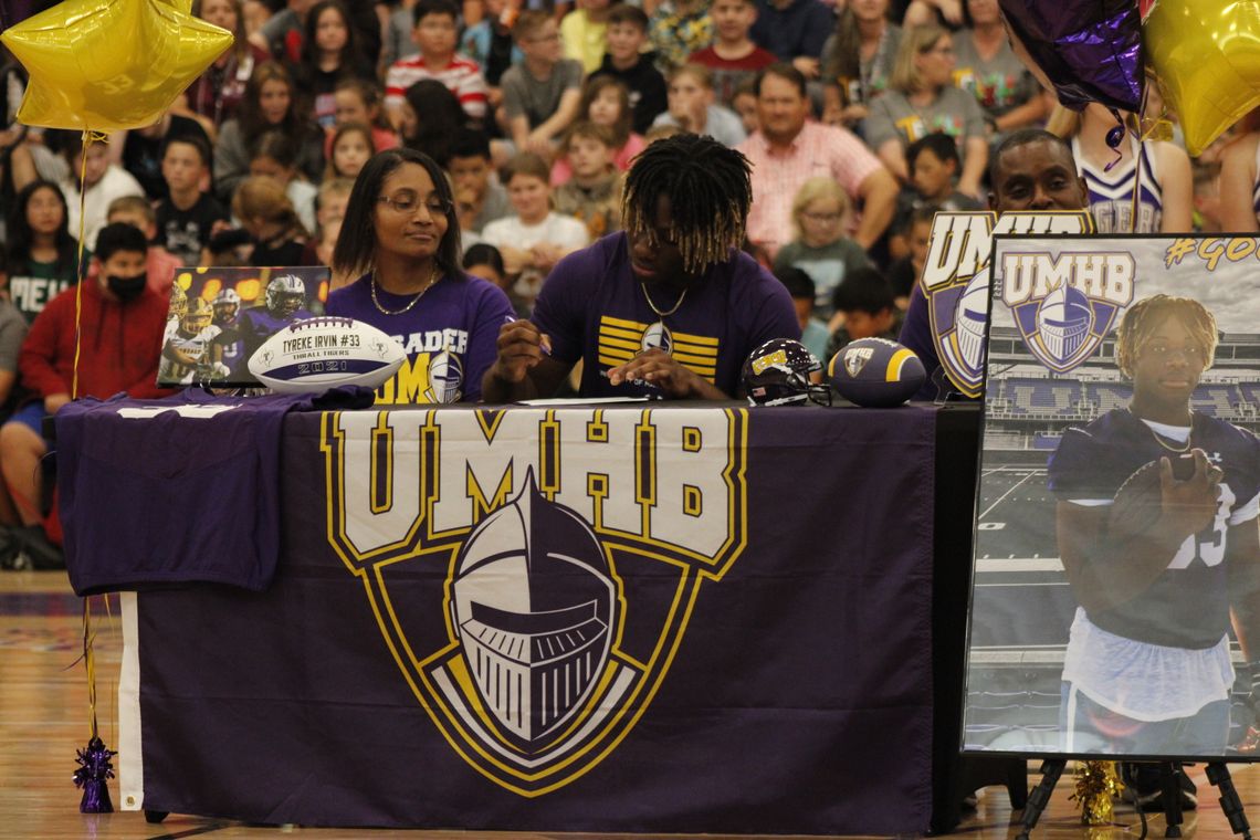 Single season touchdown leader Tyreke Irvin signs to take his football talents to UMHB this fall.