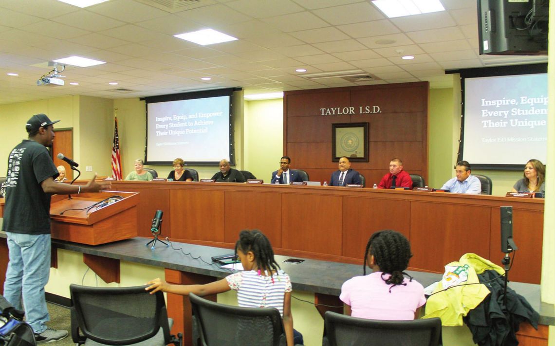 TOURNAMENT DIRECTOR THANKS TAYLOR ISD BOARD