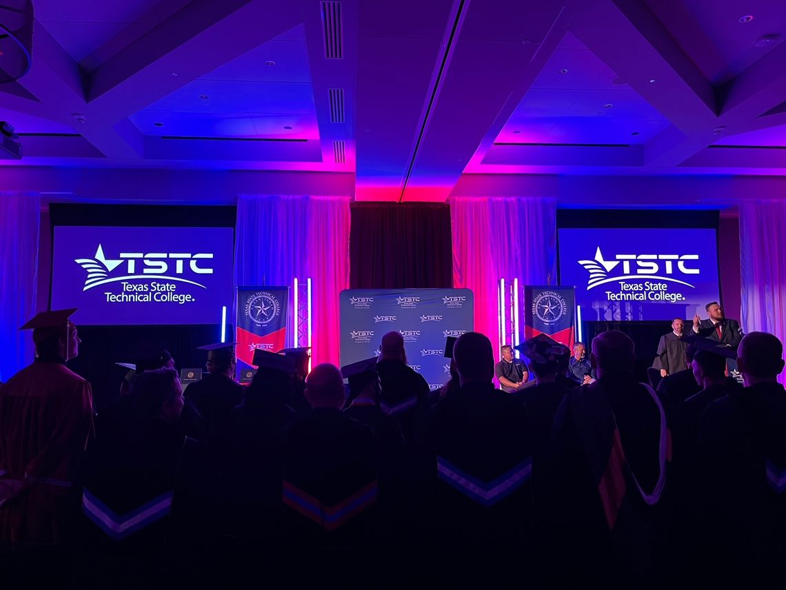 Tstcs Hutto Campus Holds Spring Commencement 