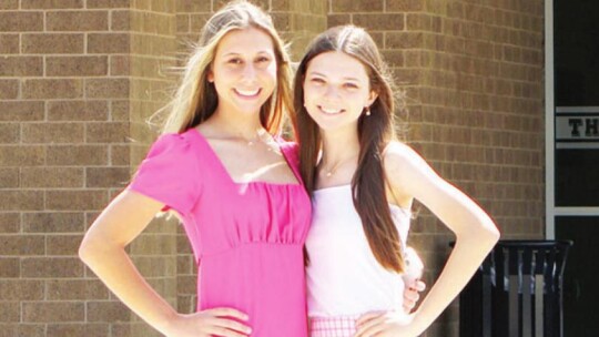 Cady Barcak (left) and Emily Miksch are Thrall High School’s 2022 valedictorian and salutatorian, respectively. Tiger Stadium will host their class graduation ceremony Friday, May 27.