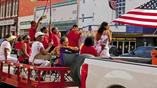 The First Baptist Church Youth Department placed first in the driving entries of the parade. Photo by Jason Hennington